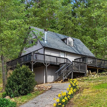 인우드 Hot Tub, Wraparound Deck, & Wifi At Chalet Cabin 빌라 외부 사진